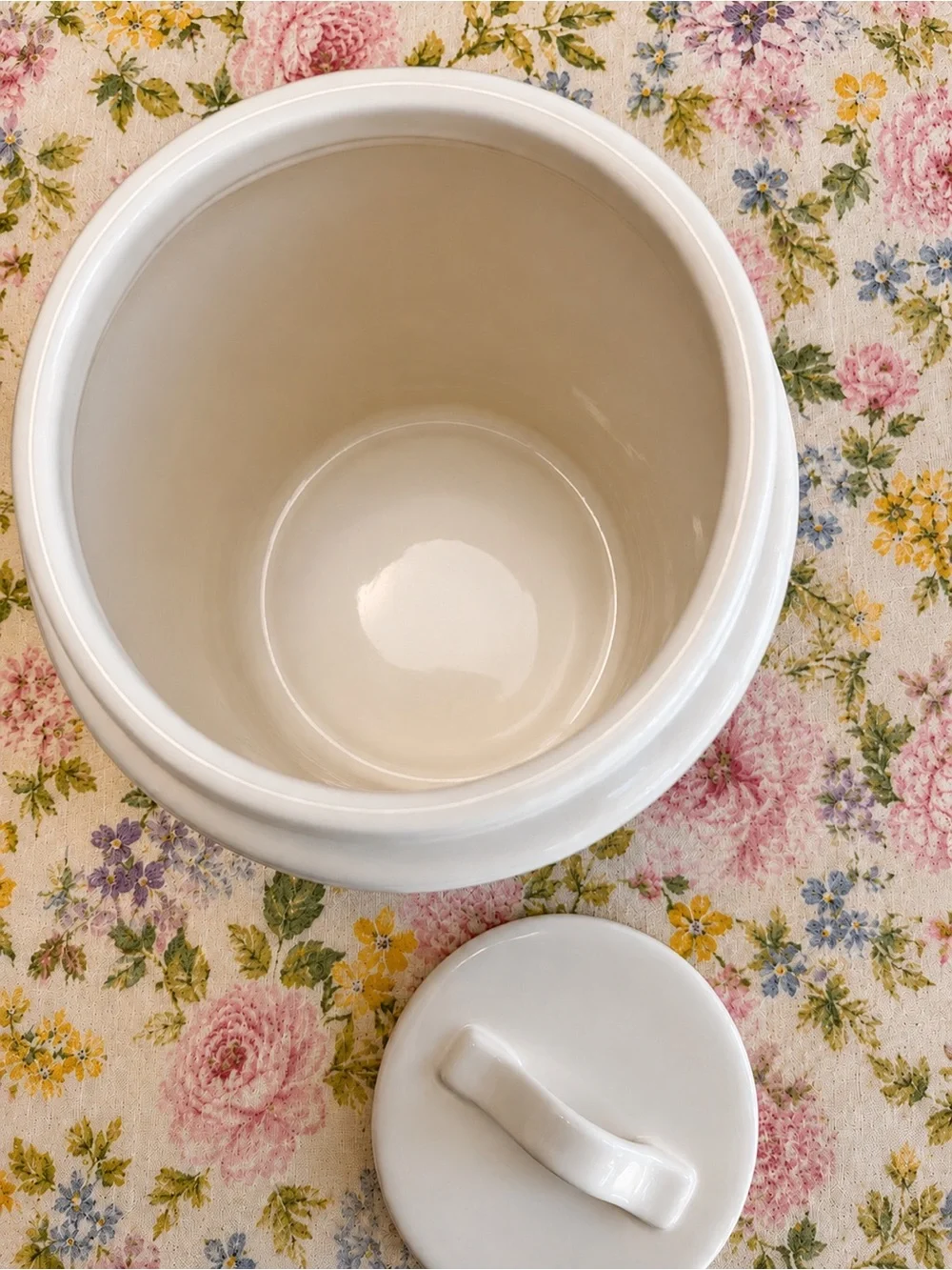 Rae Dunn “HOP TO IT” Canister